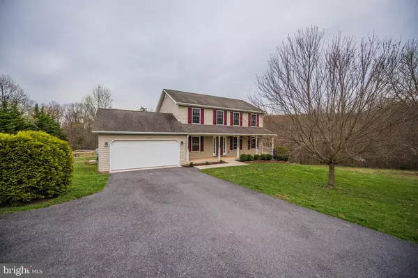 1474 TUB RUN HOLLOW, Hedgesville, WV 25427