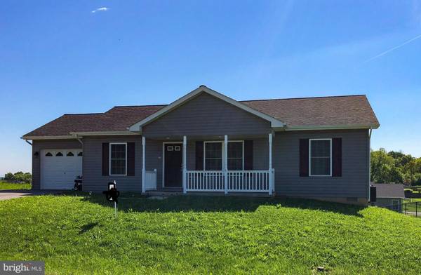 238 SPYGLASS DR, Martinsburg, WV 25403