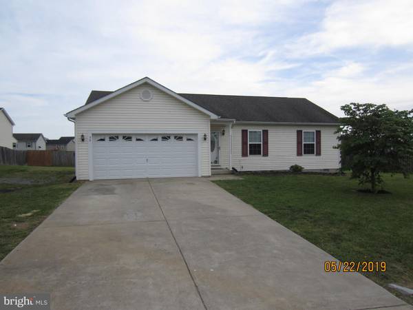 98 HUTTONS VIREO, Martinsburg, WV 25405