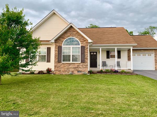 324 MARLOWE, Inwood, WV 25428