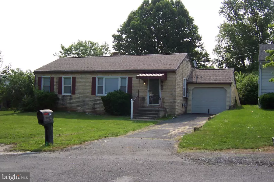 325 BERNICE AVE, Martinsburg, WV 25405