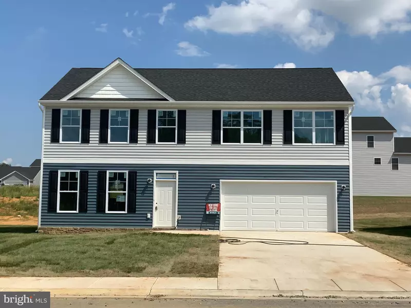 139 BRANT LN, Martinsburg, WV 25404