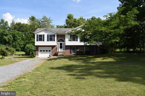 2407 DOMINION RD, Gerrardstown, WV 25420