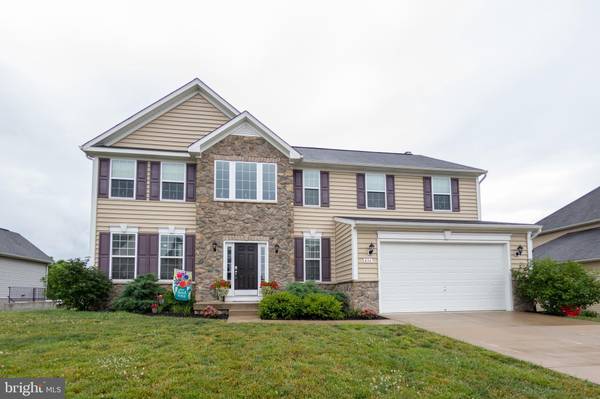 436 BRANDENBURG, Falling Waters, WV 25419