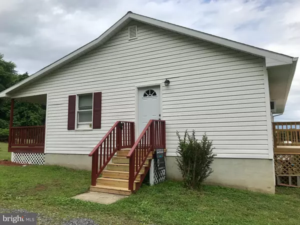 Hedgesville, WV 25427,68 WISHBONE CIR