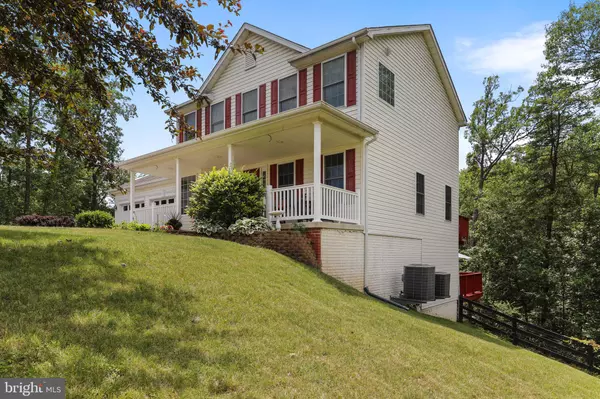 Inwood, WV 25428,67 CANOE CT