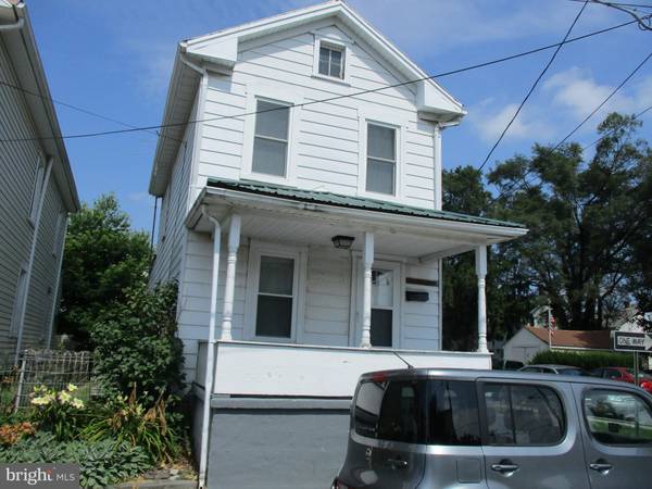 101 S. VALLEY S ST, Martinsburg, WV 25401