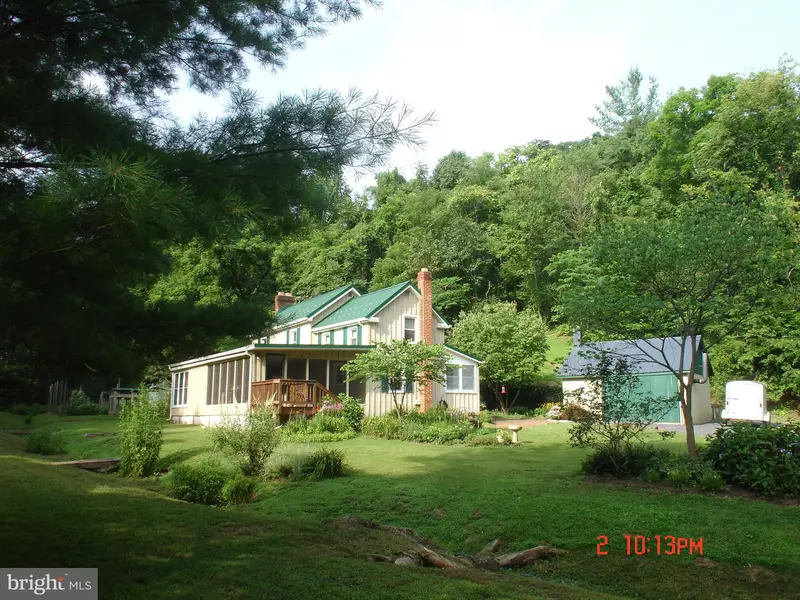 41 LODGE RD, Hedgesville, WV 25427