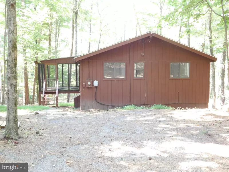 204 SHAWNEE TRAIL, Hedgesville, WV 25427