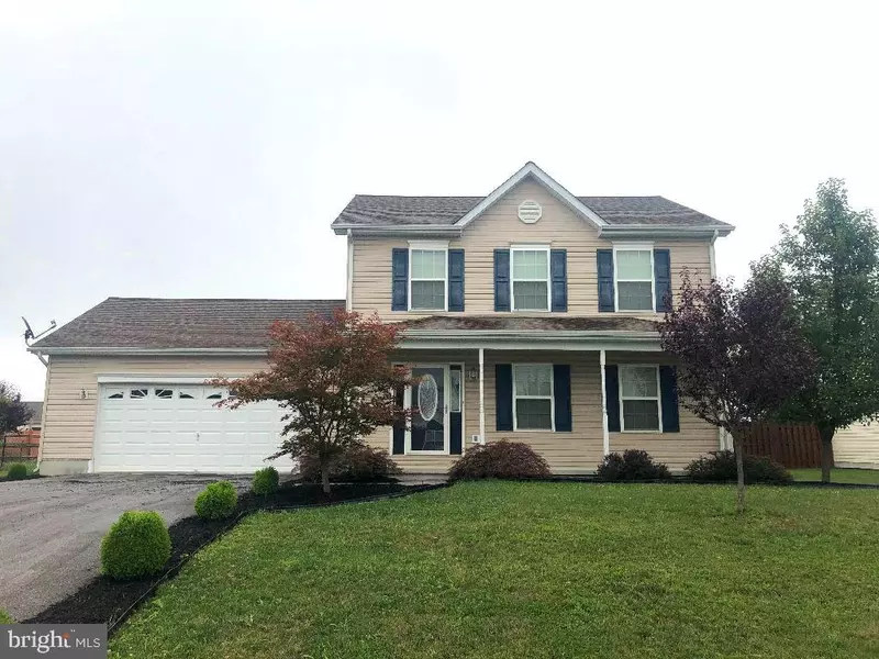 144 FENIMORE, Inwood, WV 25428