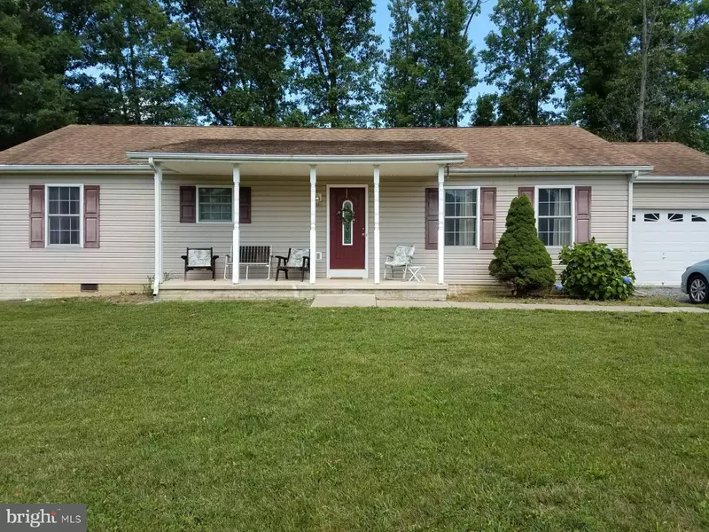 211 LEVITICUS DR, Bunker Hill, WV 25413