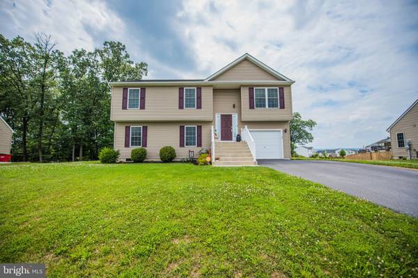 26 ANSTED WAY, Martinsburg, WV 25404