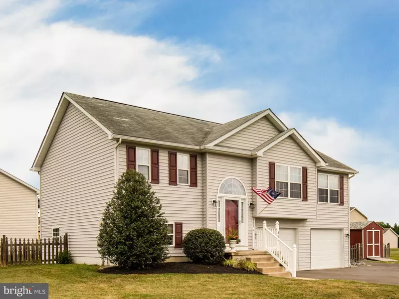 302 DICKENSON DRIVE, Inwood, WV 25428