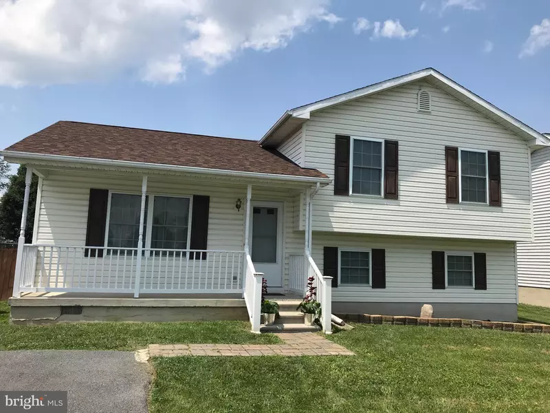 260 UNIVERSE DR, Martinsburg, WV 25404