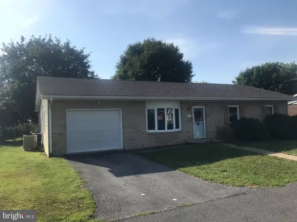 Martinsburg, WV 25405,29 MADERA