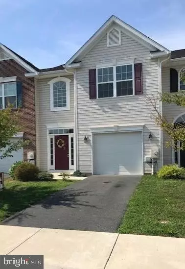 16 CHENNAULT TRL, Falling Waters, WV 25419