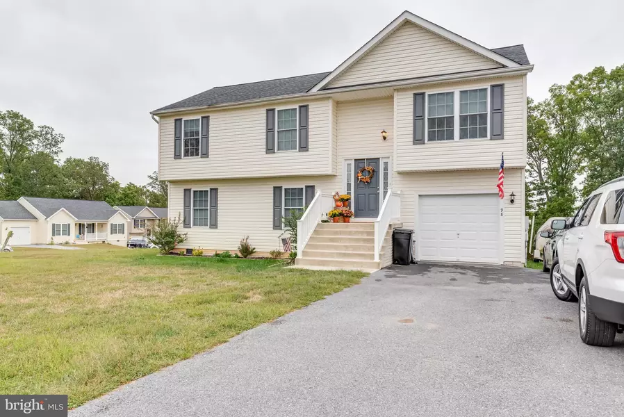 98 ANSTED LANE, Martinsburg, WV 25404