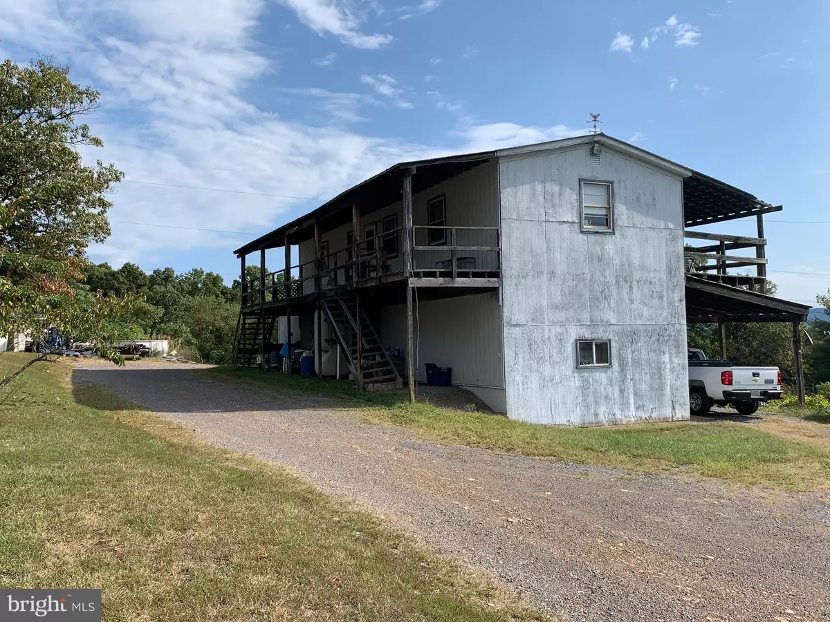 Hedgesville, WV 25427,765 SAWMILL RD