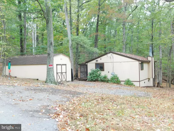 Hedgesville, WV 25427,261 TUCKAHOE TRAIL