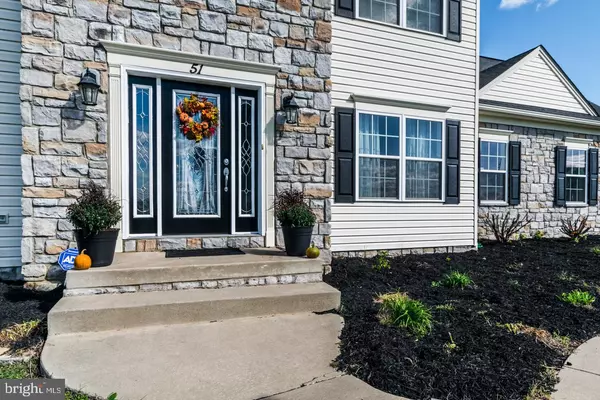 Hedgesville, WV 25427,51 GLETNER