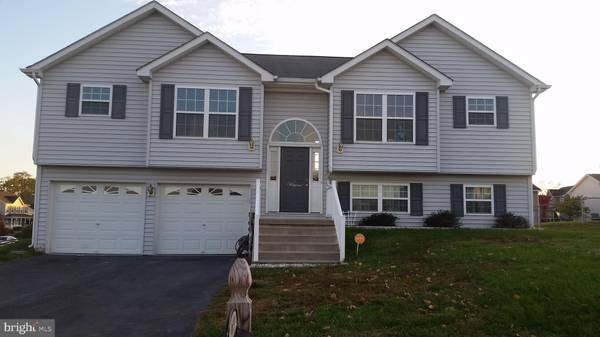 69 RAIDER LN, Martinsburg, WV 25403