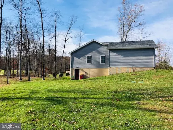 Hedgesville, WV 25427,280 EXECUTIVE