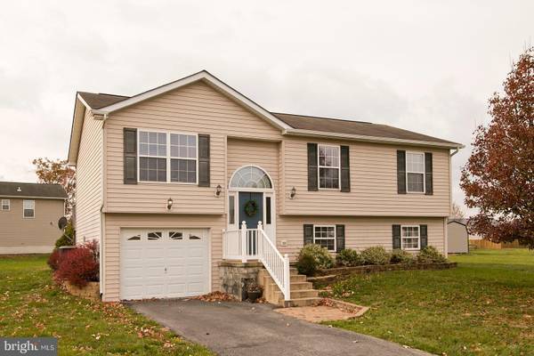 26 DANA CT, Inwood, WV 25428