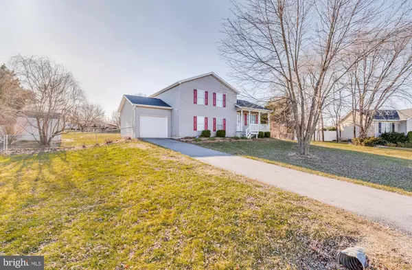 Martinsburg, WV 25405,73 LISA CT