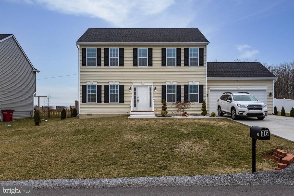 Martinsburg, WV 25405,36 PIPING PLOVER WAY