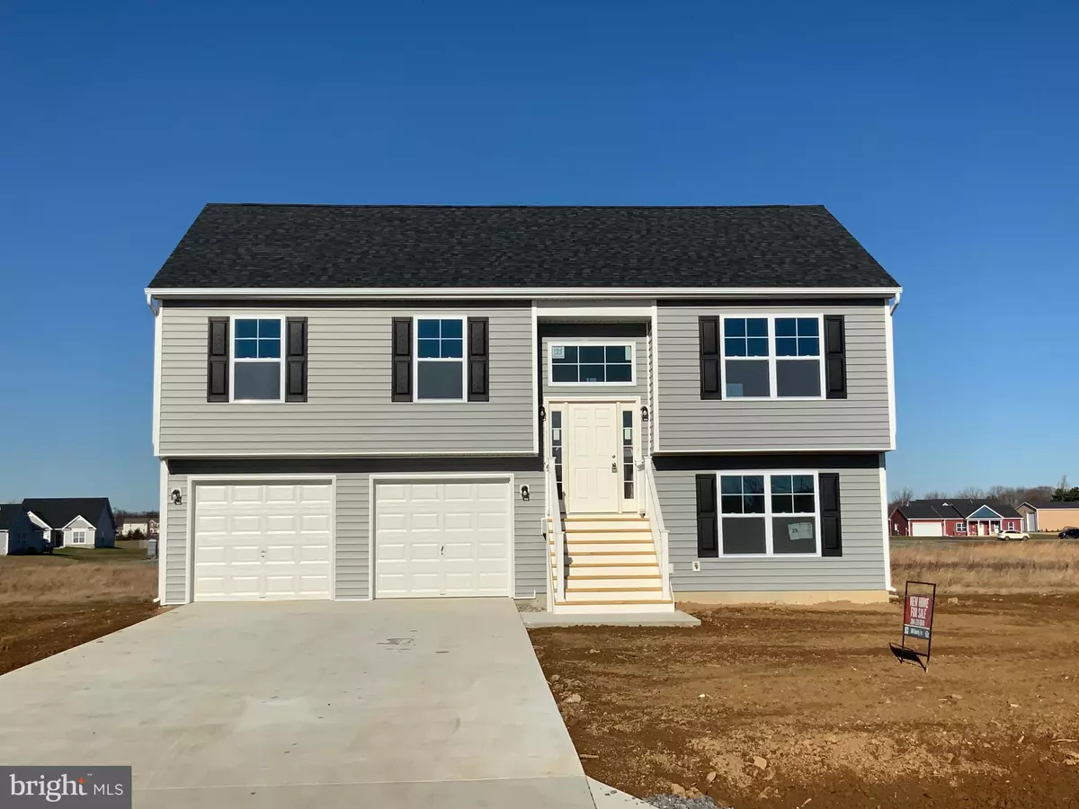 Bunker Hill, WV 25413,156 SAFFLOWER WAY