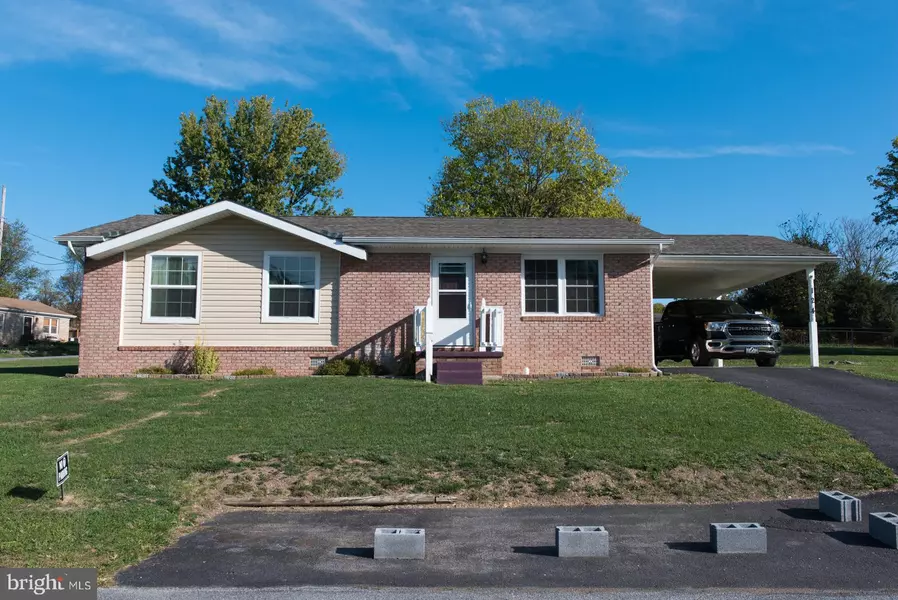 124 LARIAT LN, Kearneysville, WV 25430