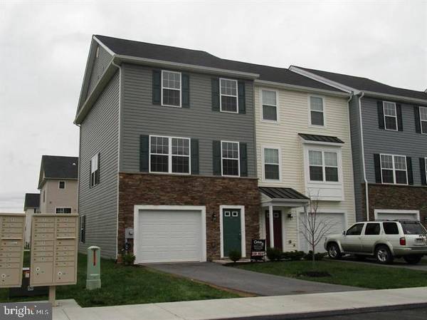 40 CARMODY, Martinsburg, WV 25404