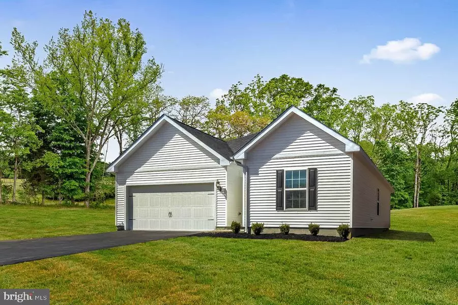 34 RAPPAHANNOCK RUN, Falling Waters, WV 25419