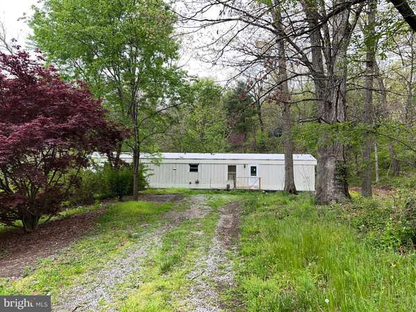 90 CHALET DR, Hedgesville, WV 25427