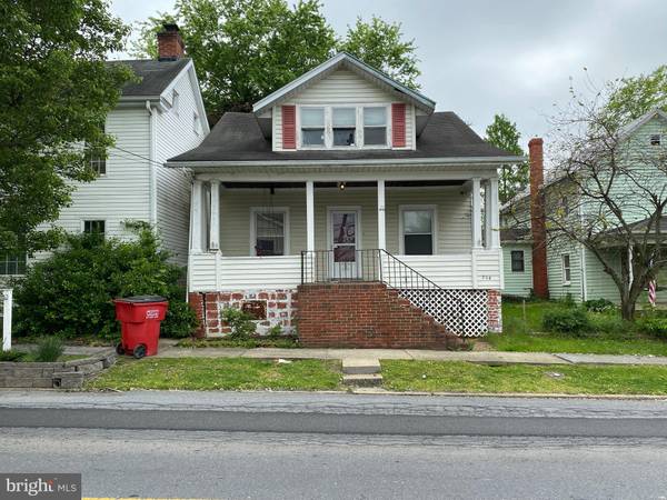 208 N MARY ST, Hedgesville, WV 25427