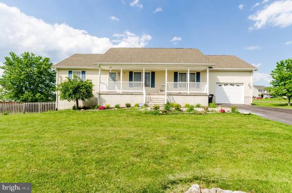 655 NORTH TEAL, Martinsburg, WV 25405