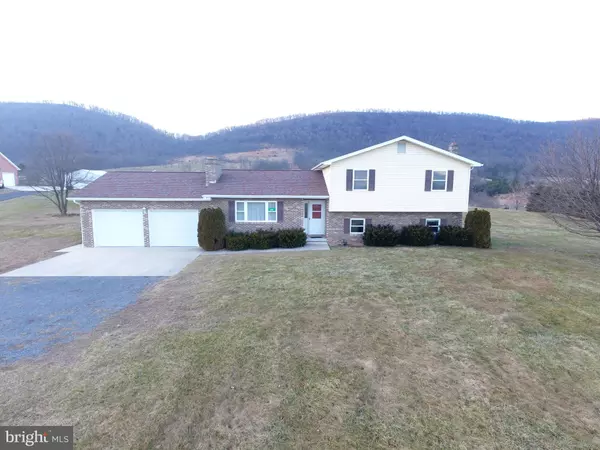 125 TWIN OAKS, Maysville, WV 26833