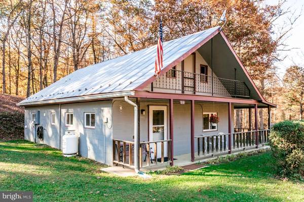 518 GRIZZLY RD, Mathias, WV 26812