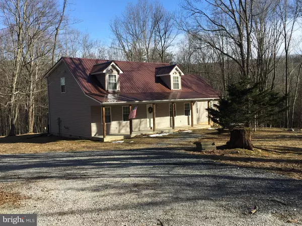 556 HIGHVIEW RD, Lost River, WV 26810