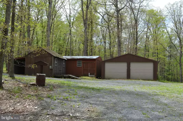 Wardensville, WV 26851,654 MOONRISE DR