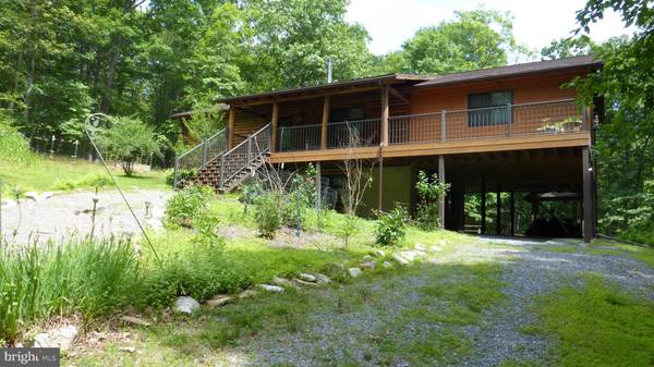 462 COVE CREEK, Baker, WV 26801