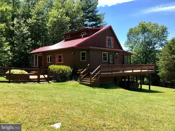 Lost River, WV 26810,453 MEADOW LN