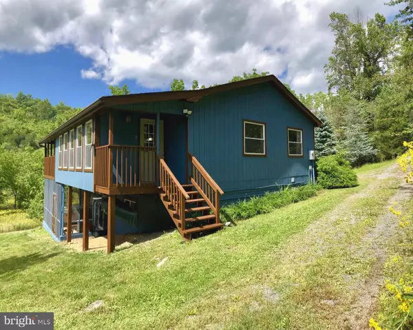 1043 SETTLERS VALLEY WAY, Lost River, WV 26810