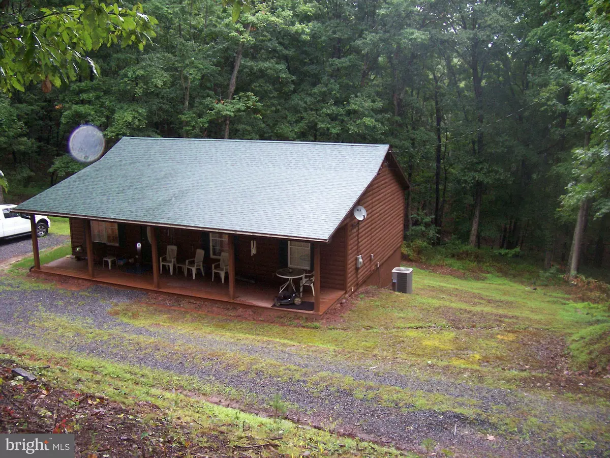 Baker, WV 26801,876 DEER RUN RD