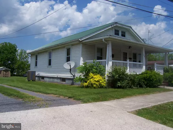 Moorefield, WV 26836,108 CENTRAL AVE