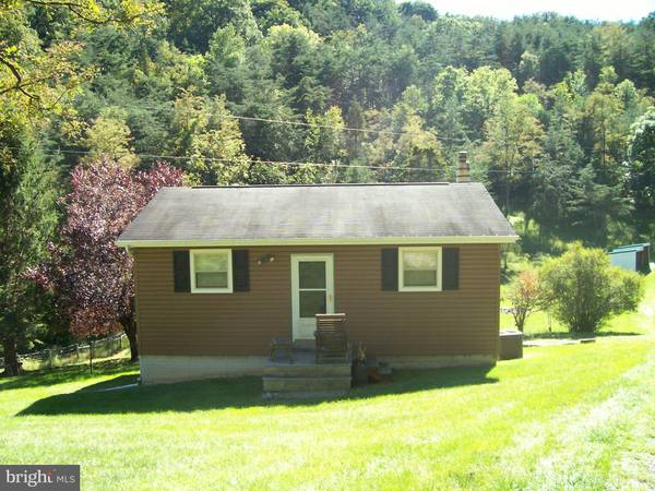 837 HIGHLAND SPRINGS DR., Old Fields, WV 26845