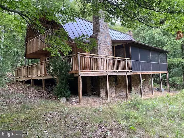 11411 TROUT RUN RD, Wardensville, WV 26851