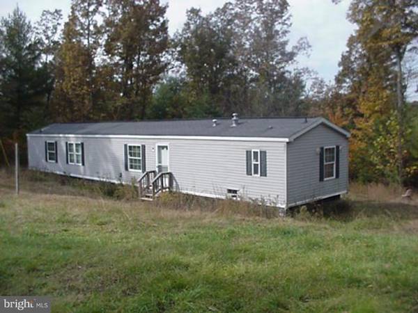 106 SLATE RD, Augusta, WV 26704