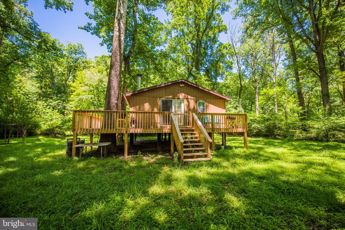 Paw Paw, WV 25434,500 CRICKET DR