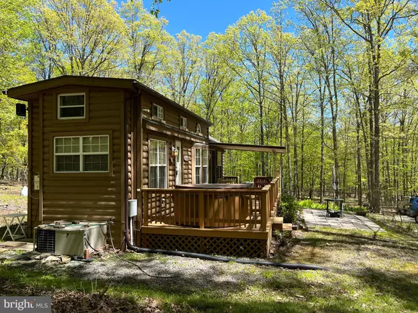 Paw Paw, WV 25434,94 MARILYNS WAY